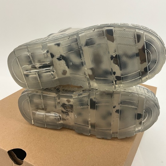 UGG Drizlita Clear Womens Natural Fashion Boots New - Picture 7 of 9